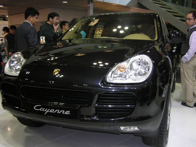 PORSCHE / CAYENNE