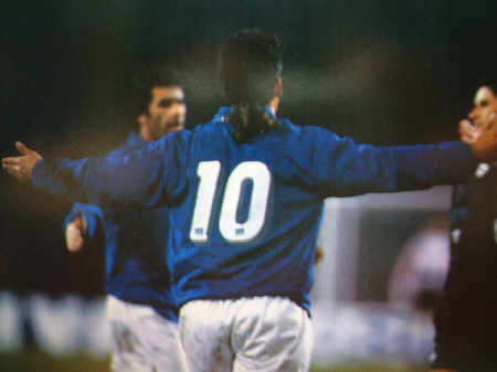 94年アメリカW杯 イタリア代表ユニフォーム(ロベルト・バッジョ)袖丈